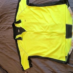 Pearl Izumi cycling 3 pocket shirt!